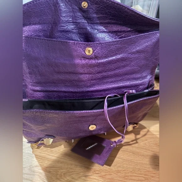Balenciaga Purple Clutch with Giant Hardware - Picture 7 of 13